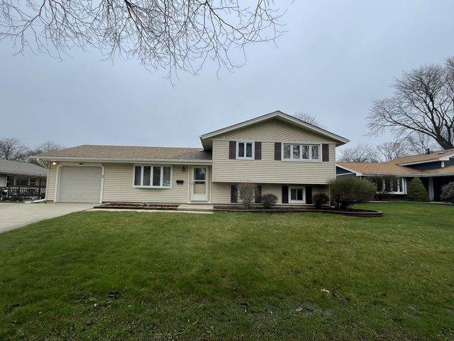 House for sale in Schaumburg, Illinois