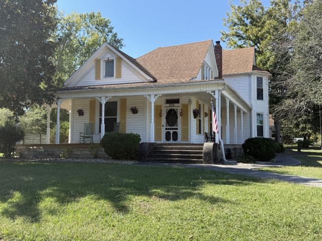 House for sale in Etowah, East Tennessee