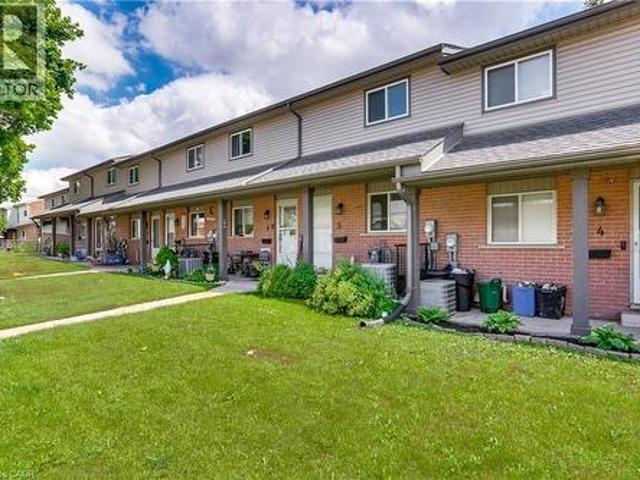Townhouse for sale in Woodstock, Ontario
