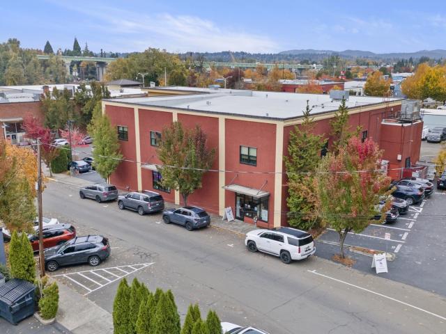 Commercial for sale in Two Rivers, Oregon City