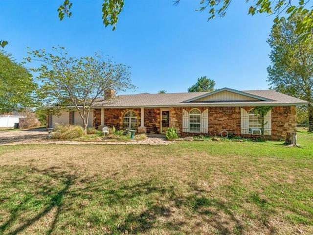 House for sale in Choctaw, Oklahoma County