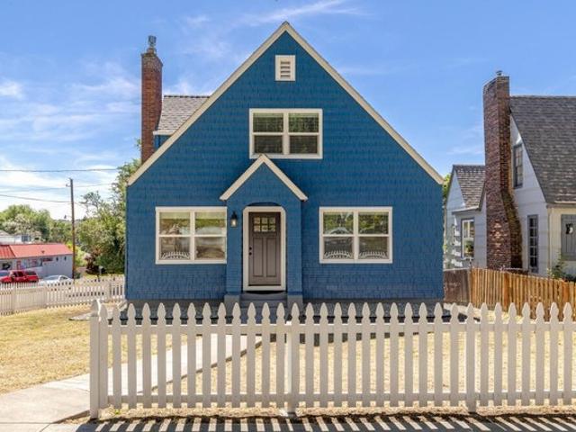 House for sale in Oregonia