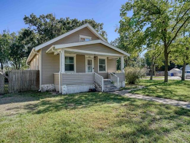 House for sale in McPherson, McPherson County