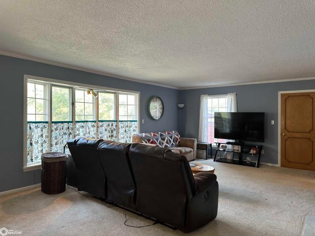 House for sale in Chariton, Iowa