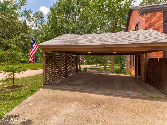 House for sale in Mccomb, Mississippi