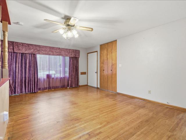 House for sale in College Addition, Mount Pleasant