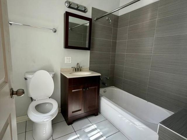 Apartment for rent in Chicago Park, Illinois