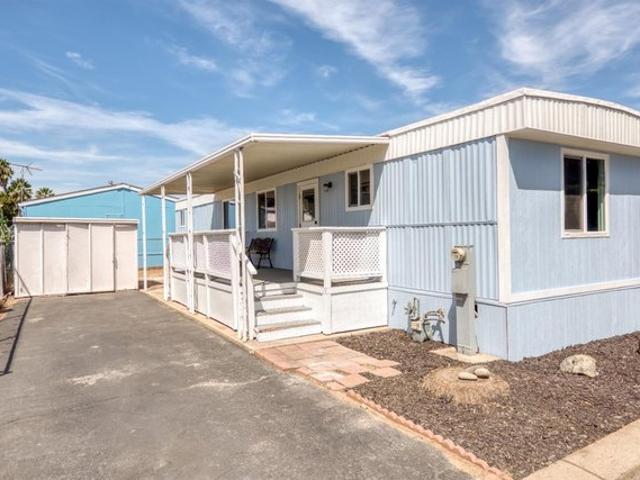 House for sale in Oakdale, Stanislaus County