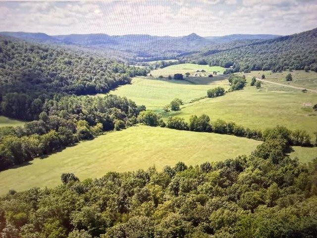 Farm for sale in Monticello, Wayne County