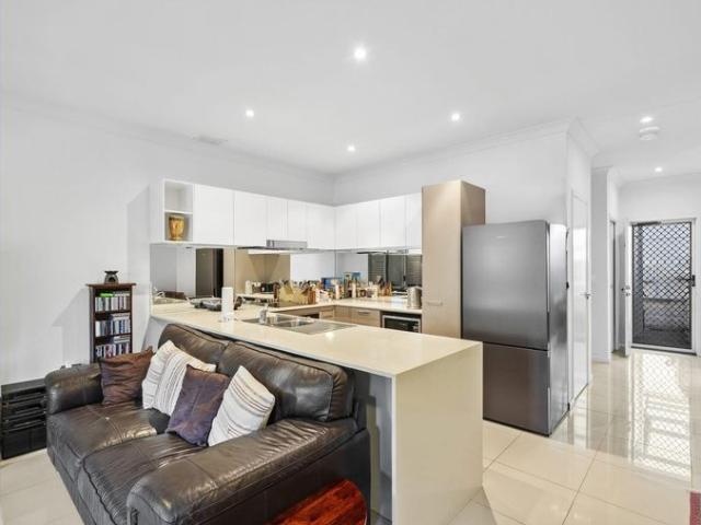Townhouse for rent in Fernbrook, Queensland