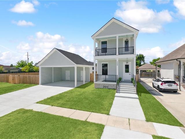 House for sale in Arabi