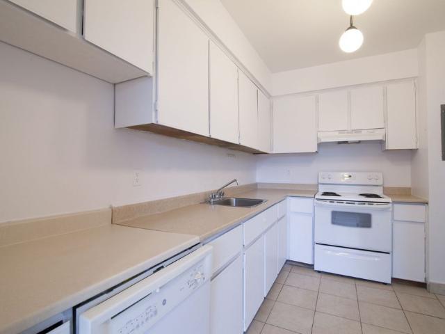 Apartment for rent in St. Leonard's, Quebec