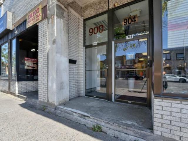 Commercial for rent in St. Leonard's, Quebec