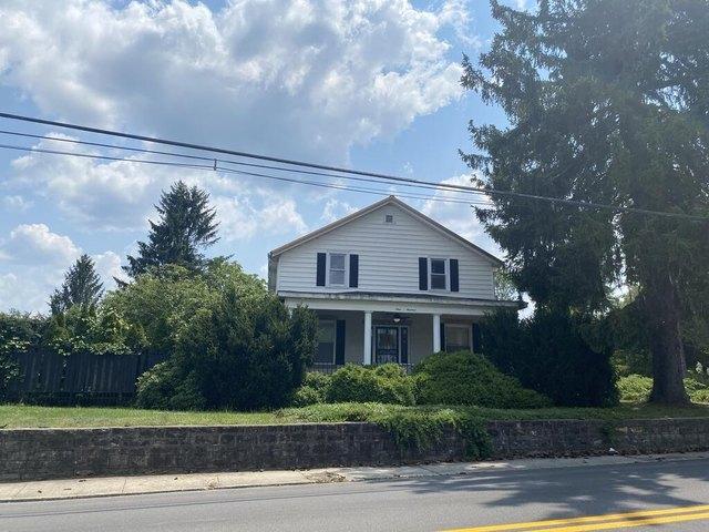 House for sale in Beckley, West Virginia