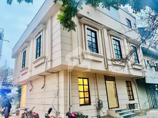 Building for sale in Islamabad