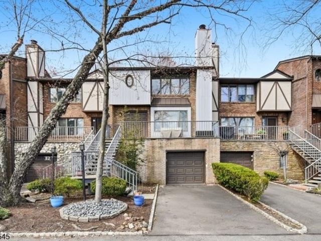 Townhouse for sale in Passaic, New Jersey