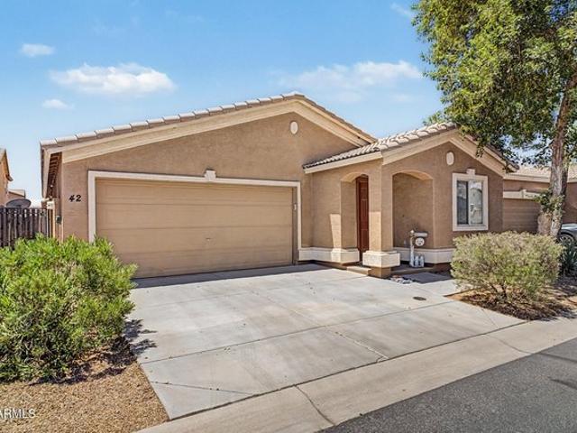 House for sale in Apache Junction, Arizona