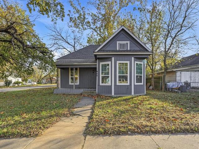 House for sale in Denison, Grayson County