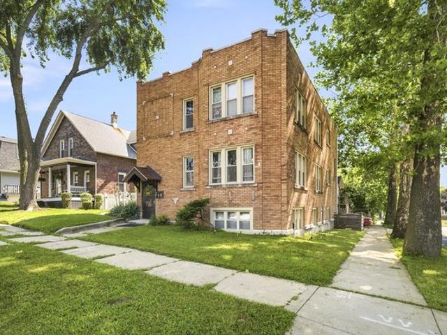 House for sale in Joliet, Illinois