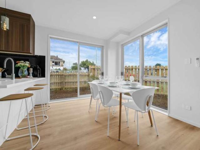 Townhouse for sale in Manukau, Ōtara-Papatoetoe