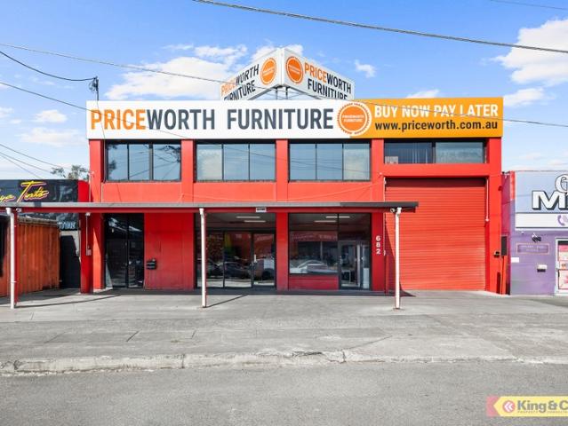 Warehouse for rent in Toombul, Queensland