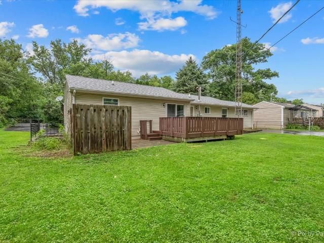 House for sale in Mchenry, Illinois