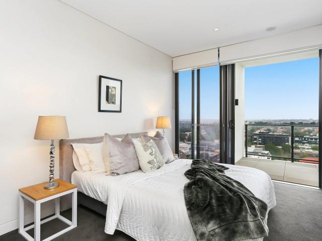 Apartment for rent in Lower North Shore, Sydney