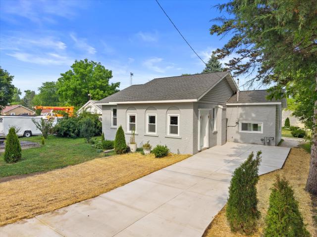House for sale in Pleasant Prairie, Wisconsin