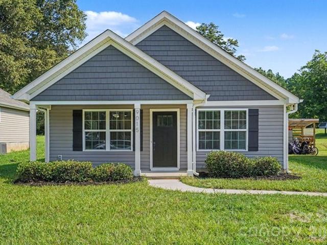 House for sale in Mount Pleasant, North Carolina