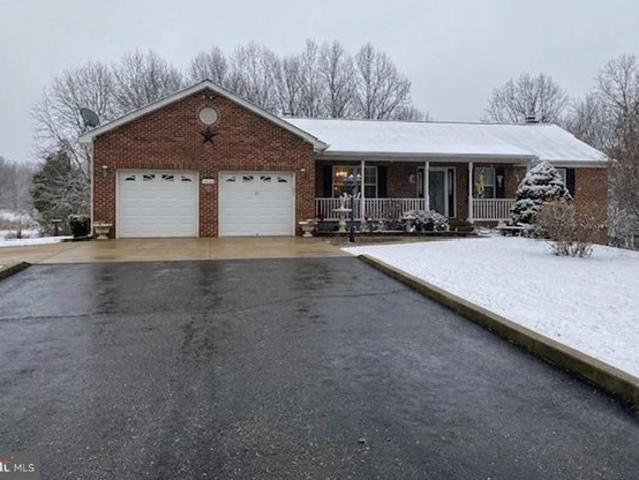 House for sale in Owings, Maryland