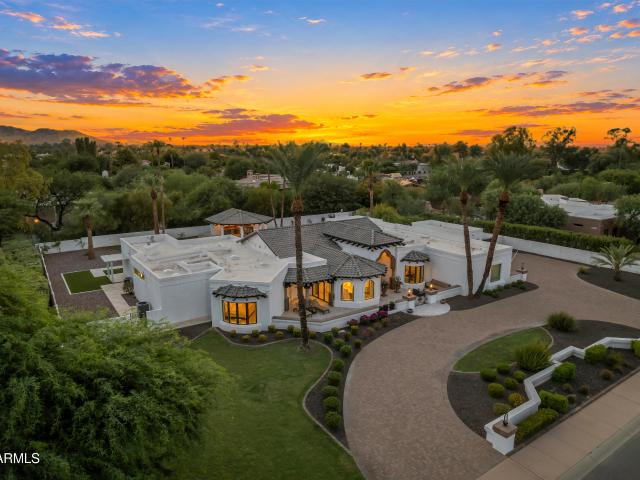House for sale in Paradise Valley, Arizona