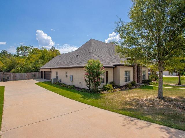 House for sale in Ark