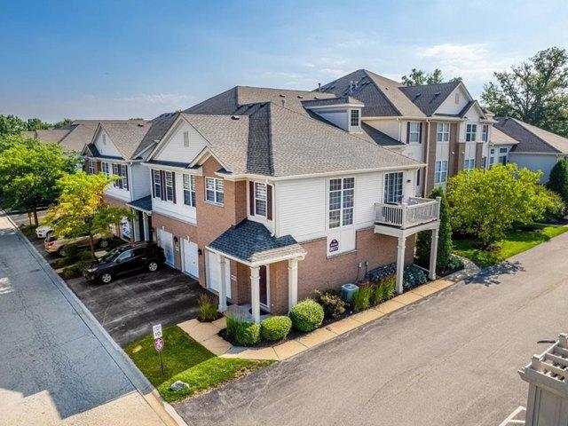 Condo for sale in Justice, Illinois