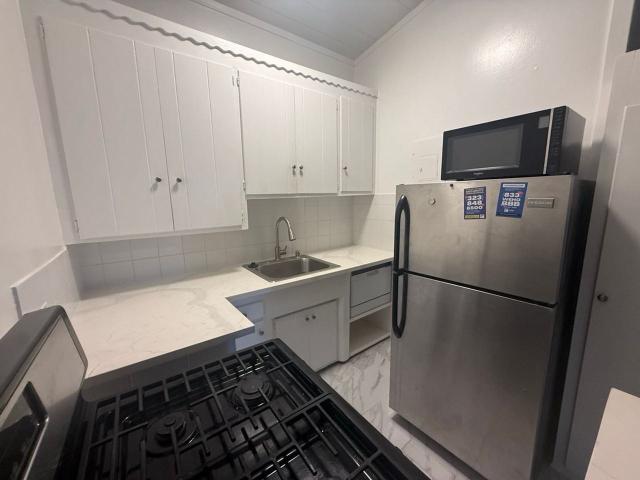 Apartment for rent in West Hollywood, California