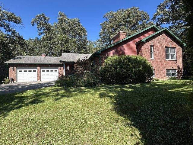 House for sale in Mchenry, Illinois