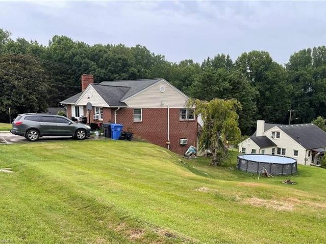 House for sale in Millers Creek, North Carolina