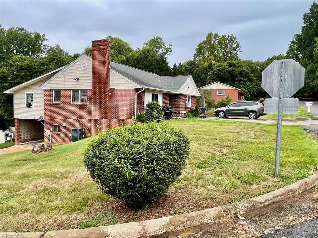 House for sale in Millers Creek, North Carolina