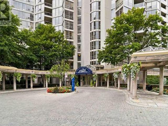 Condo for sale in Mississauga, Ontario