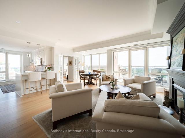 Condo for sale in Oakville, Ontario