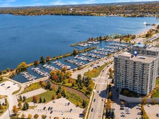 Condo for sale in Downtown Barrie, Barrie