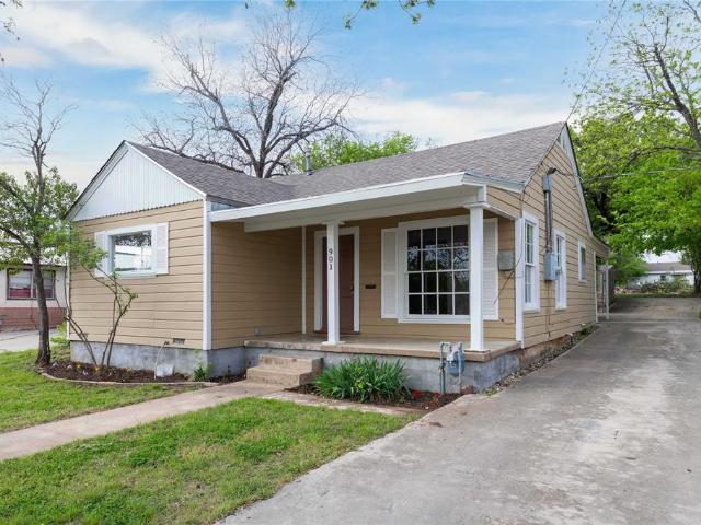 House for sale in Brownwood, Texas