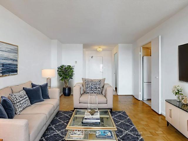 Condo for sale in Toronto, Golden Horseshoe