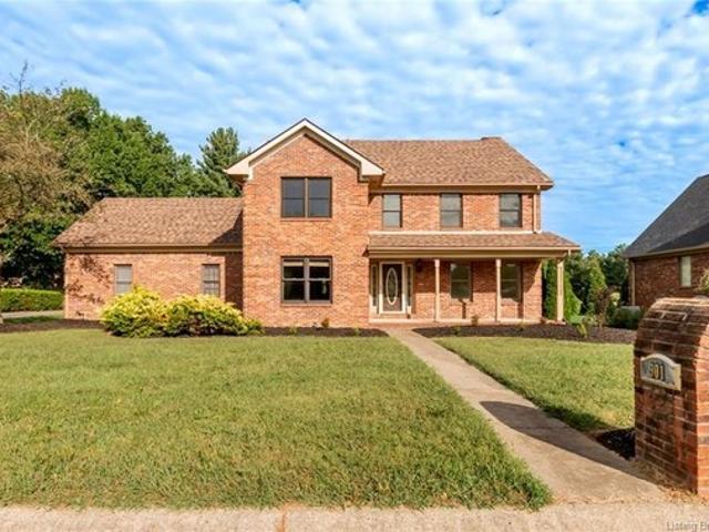 House for sale in Sellersburg, Clark County