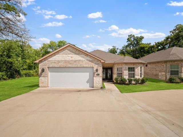 House for sale in Van Alstyne, Texas