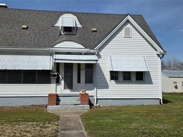 House for sale in Randolph, Illinois