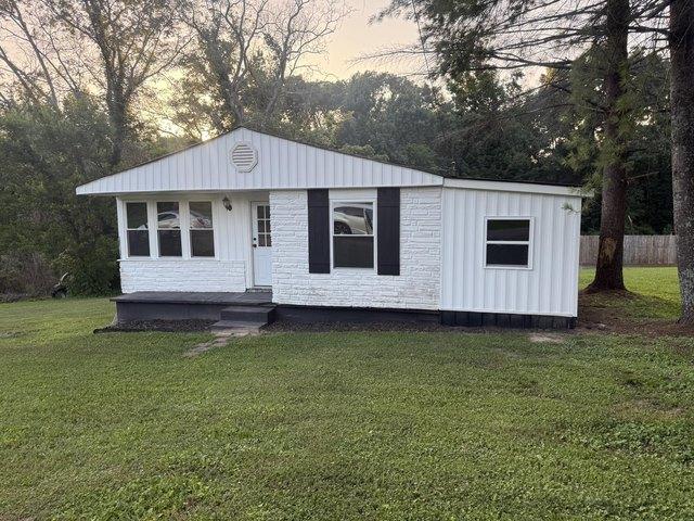 House for sale in Bridgeport, Alabama