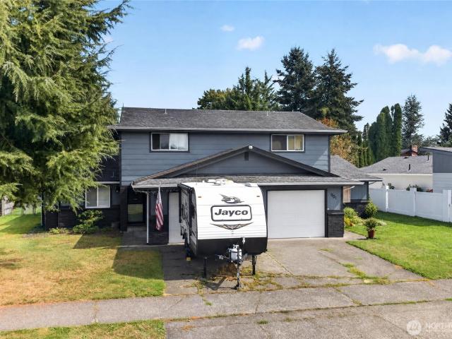House for sale in Enumclaw, Washington