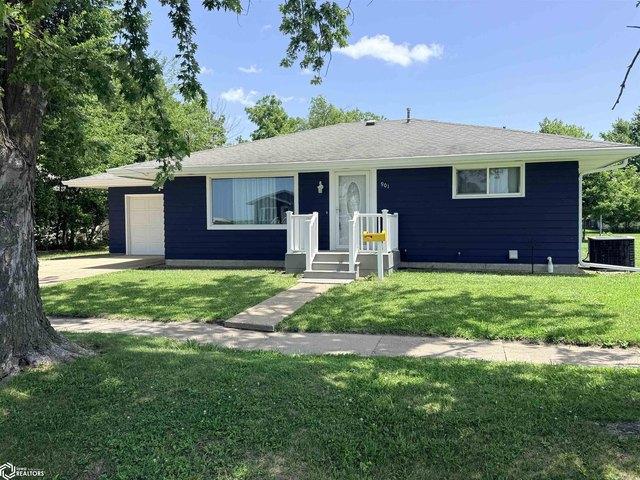 House for sale in Fairfield, Iowa