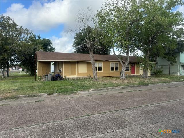 House for sale in Victoria, Victoria County