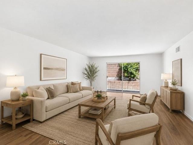 Condo for sale in La Habra, California